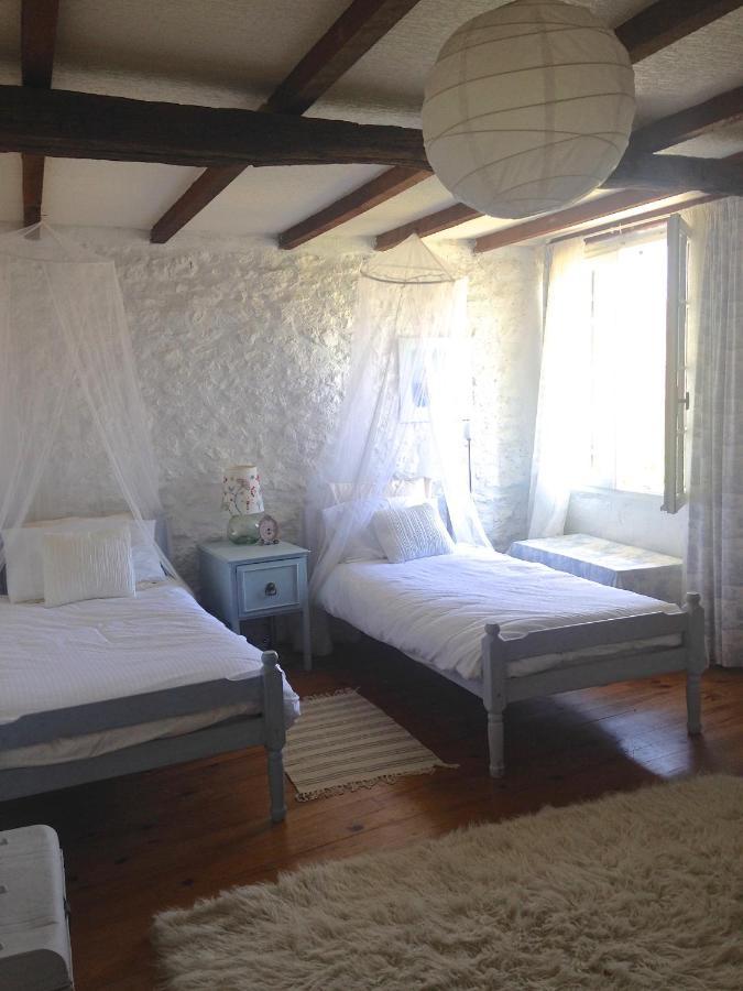 Les Galineaux Villa La Roquille Bagian luar foto